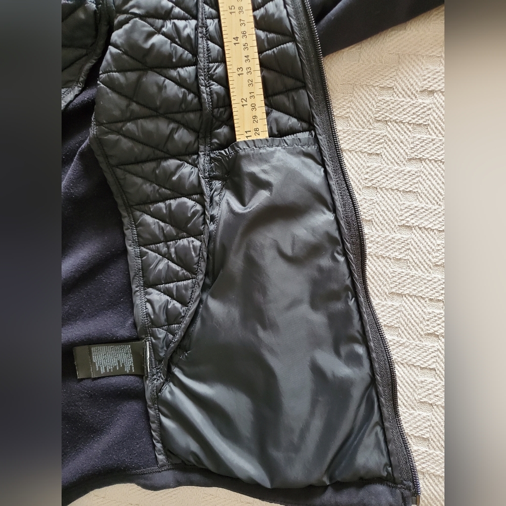 The North Face Motivation ThermoBall Jacket - Picture 11 of 14